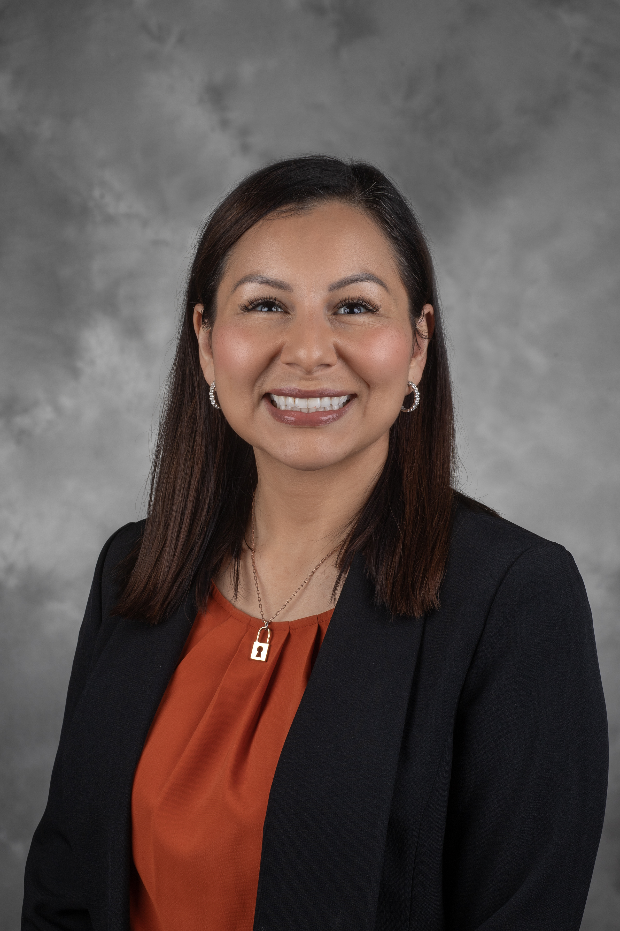 Brenda Olmos headshot